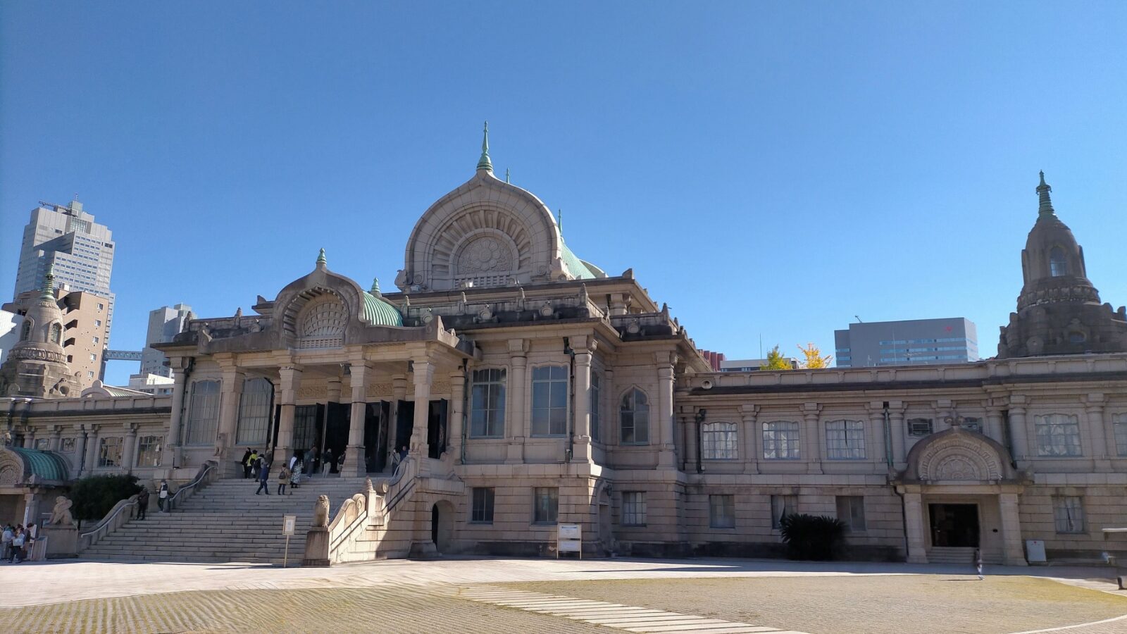 築地本願寺で聴いた法話の体験談｜心が整うひとり時間の過ごし方